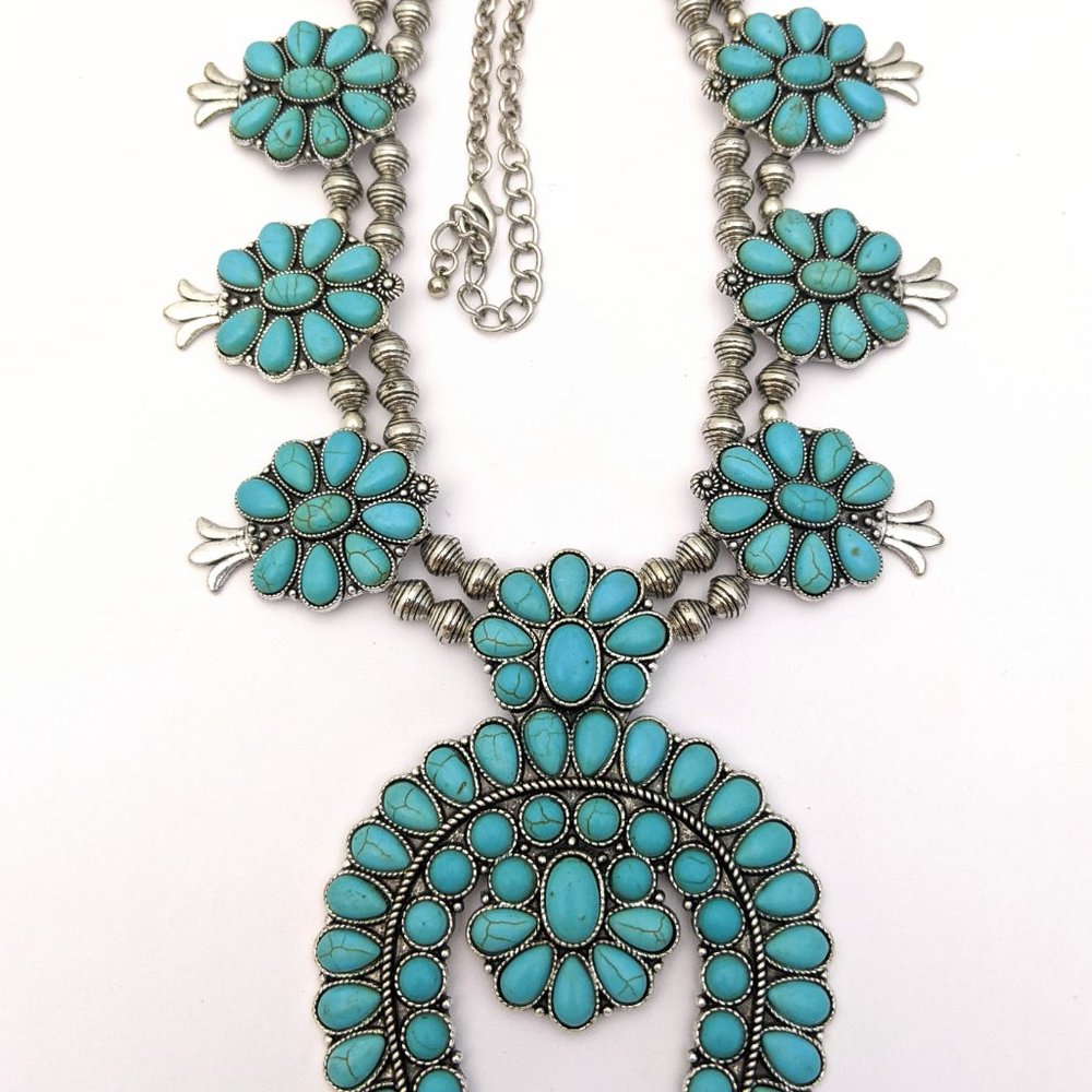 Silver Tone Faux Squash Blossom Pendant Necklace Southwestern Style Jewelry